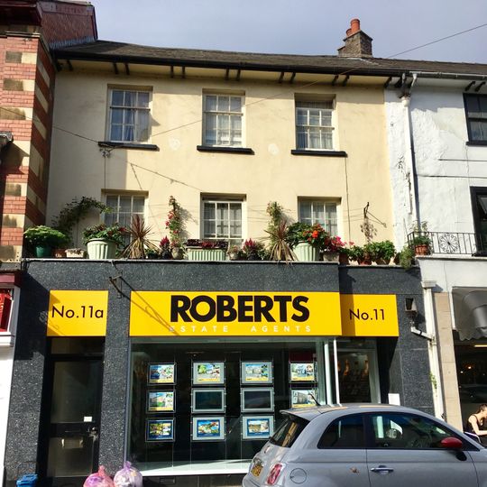 No. 11 Cross Street, Abergavenny