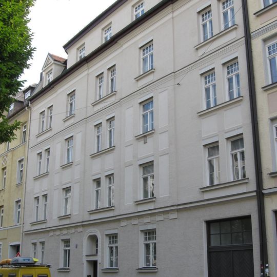 Mietshaus