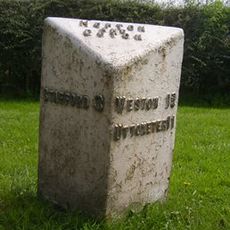 Milepost, N of County Showground