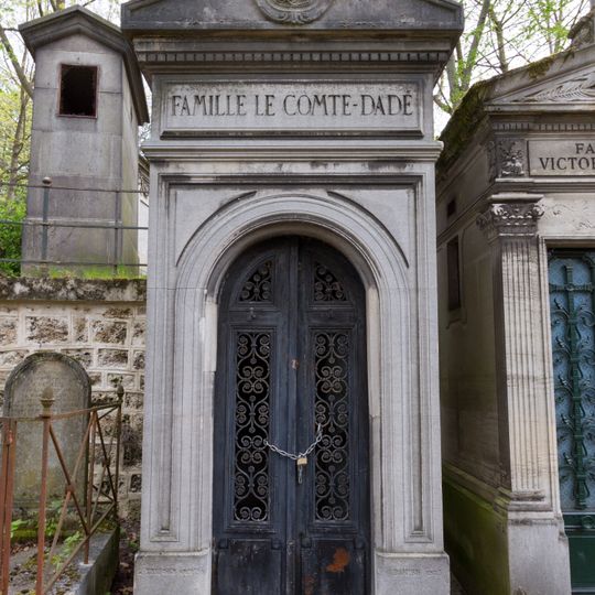 Grave of Comte-Dadé