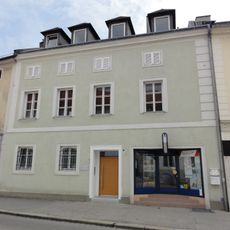 Mehrteilige Hausanlage