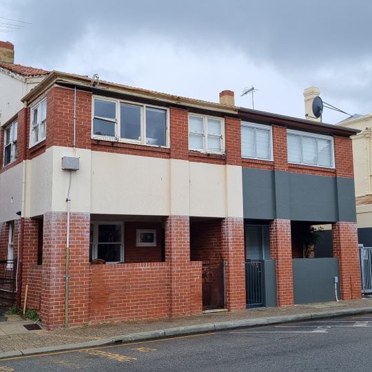 Office/Residence, 16–18 Cliff Street