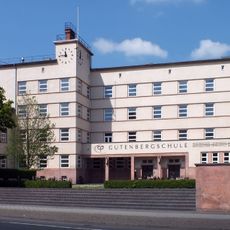 Berufsschule Gutenbergplatz 6; 8