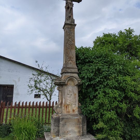 Kříž v Mladějově na Moravě západní část