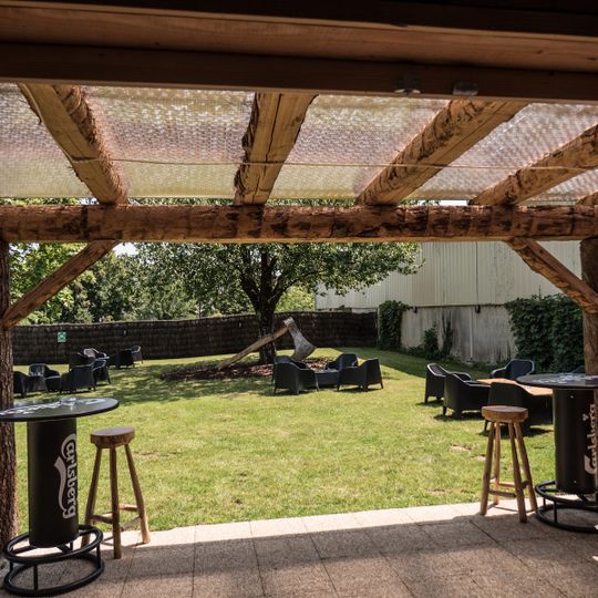 Øx Taverne