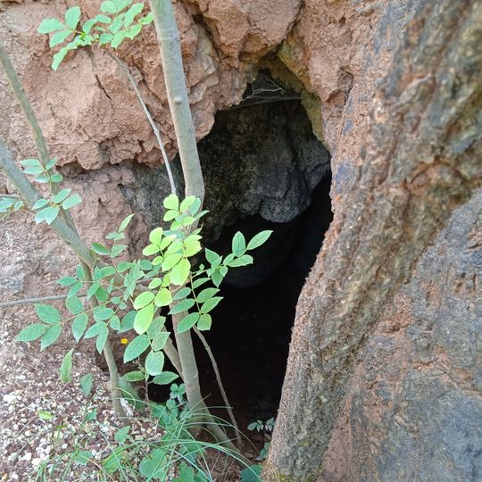 Solymári quarry No 2 Cave