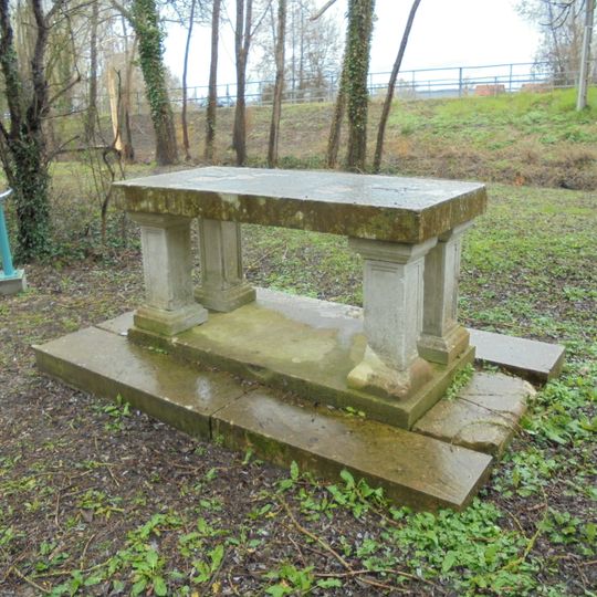 Tombeau de Saint-Ethbin