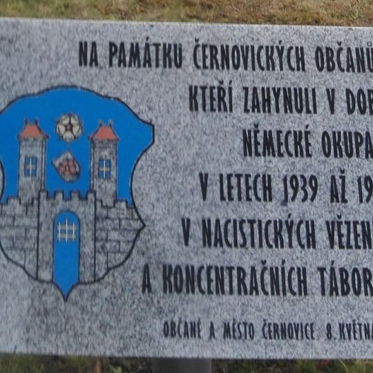Pomník padlým v druhé světové válce v Černovicích