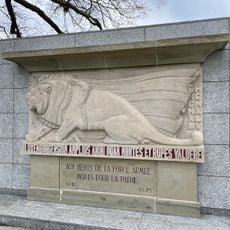 Luxemburgensium amplius animi quam montes et rupes valuere