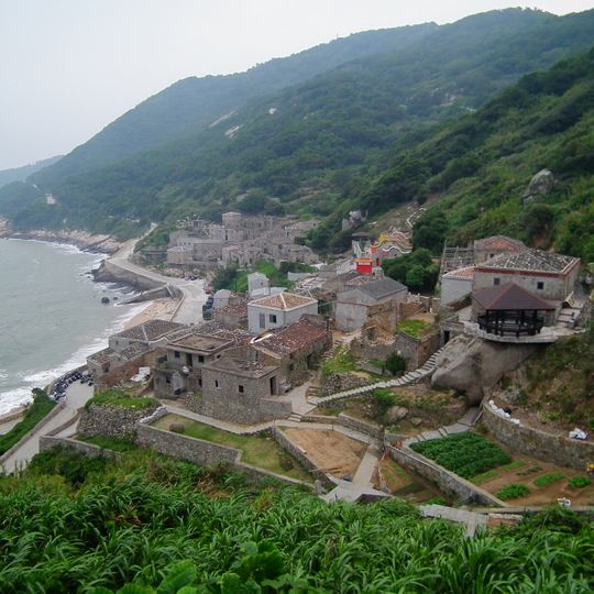 Qinbi Village