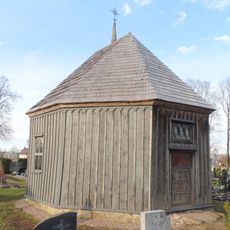 Grūšlaukė Cemetery Chapel