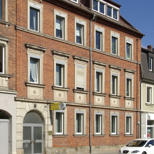 Luitpoldstraße 32