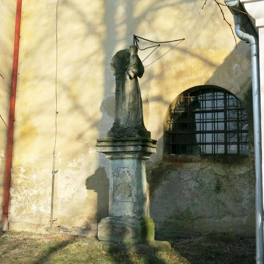 Socha svatého Antonína Paduánského u kostela v Žandově