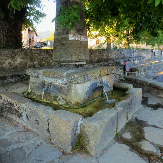 Fuente - Abrevadero De Medio