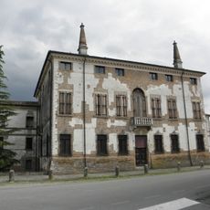 Villa Pellegrini, Lorenzoni