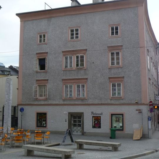 Anton-Neumayr-Platz 1, Salzburg
