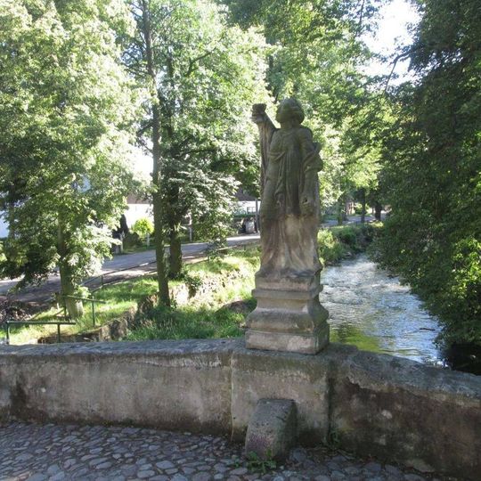 Socha svaté Barbory na mostě v Dobřívě