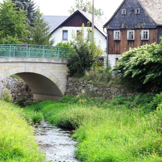 Bridge Bräuerstraße 11