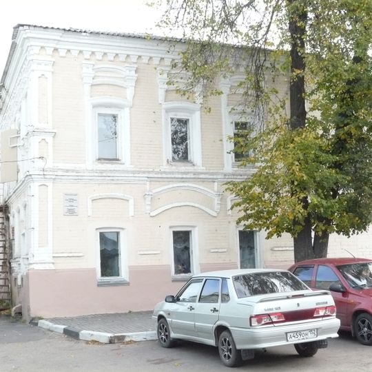 Флигель с торговым помещением