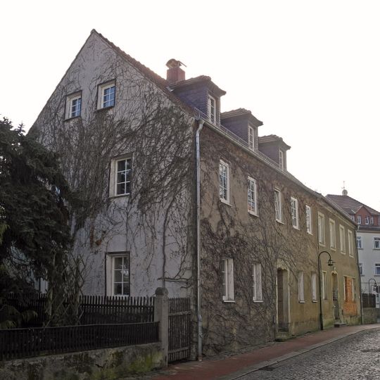 Wohnhaus in halboffener Bebauung Rosenstraße 25