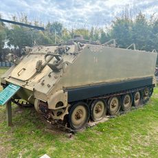 M113