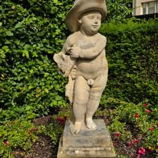 Statue