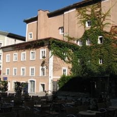 Bayrhamerplatz 1, Hallein