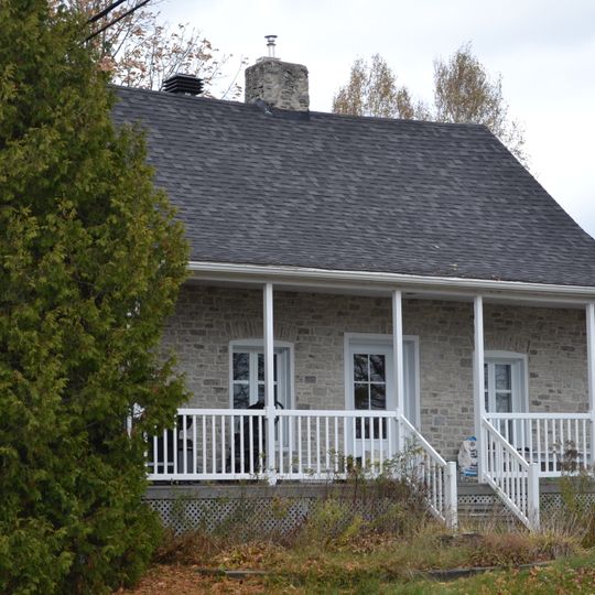 Maison Deslauriers et laiterie