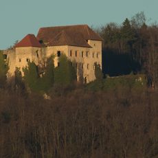 Hmeljnik Castle