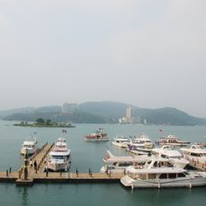 Xuanguang Pier
