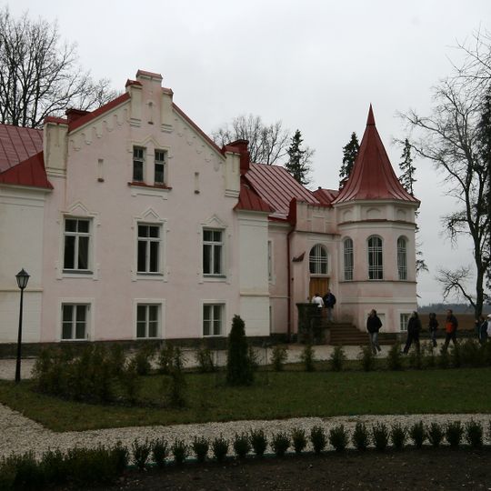 Eivere Manor
