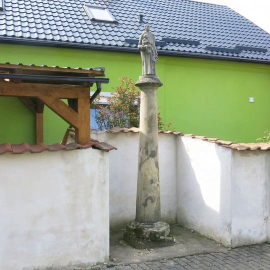 Sloup svatého Antonína Paduánského u domu 87 v Jizerním Vtelně