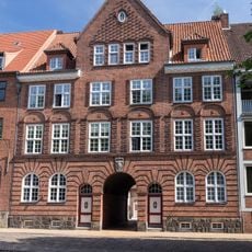 Karlstraße 8