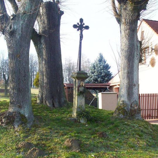 Kříž u domu Stříbrohorská 604 v Šluknově