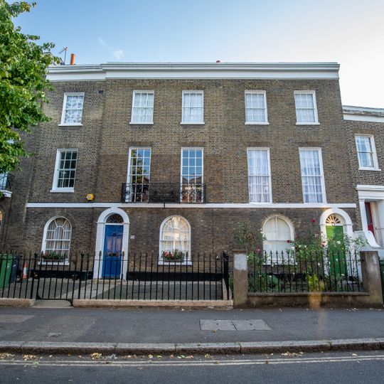 31 And 32, Stockwell Green Sw9