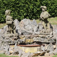 Statue