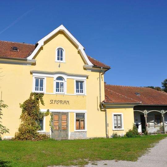 Aufnahmsgebäude Lokalbahnhof Sankt Florian