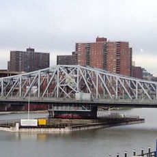 Madison Avenue Bridge