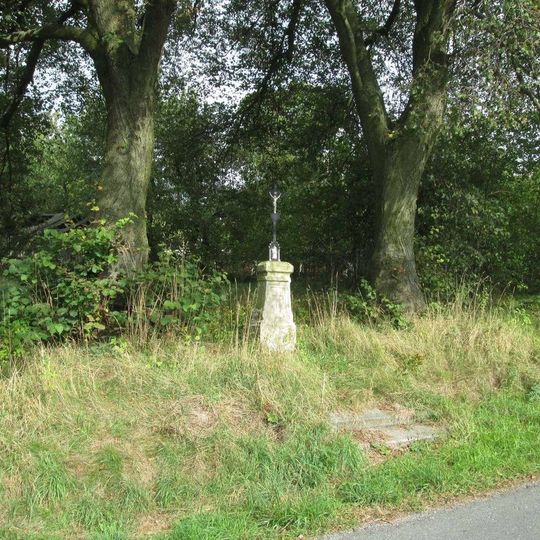 Kříž jižně od Domažlic u silnice do Tlumačova