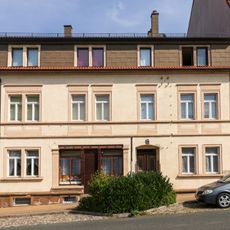 Wohnhaus in geschlossener Bebauung Waldheimer Straße 60