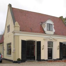 Oud-Loosdrechtsedijk 15, Loosdrecht