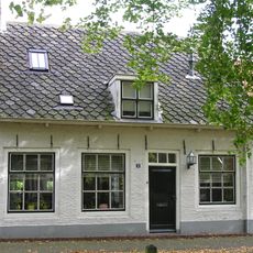 Marktveld 9, Kloetinge