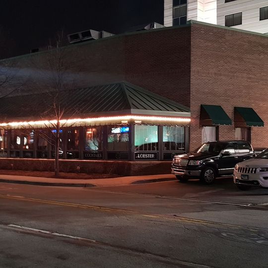 Gibsons Bar & Steakhouse