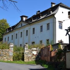 Banícka nemocnica, kúria