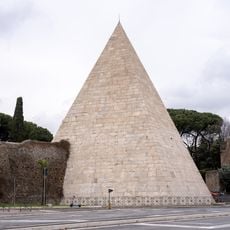 Pirâmide de Céstio