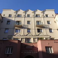 Residential building "Landstraßer Hof"