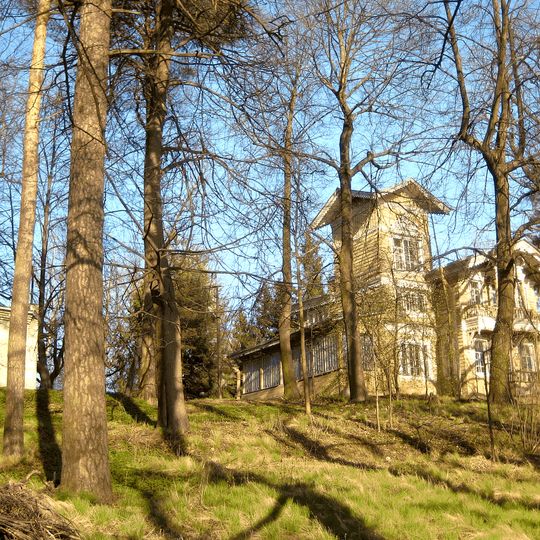 Здание дачи