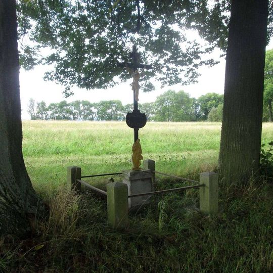 Kříž jižně od Myslova