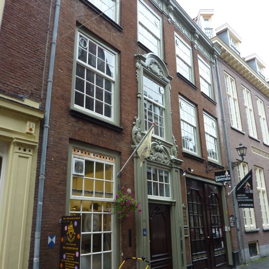Oude Molstraat 32, The Hague