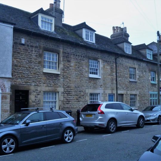 42-45, St Leonard's Street